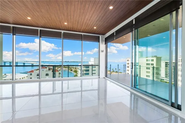 $6,950,000 | 111 Golden Gate, Unit 801PH, Sarasota, FL 34236