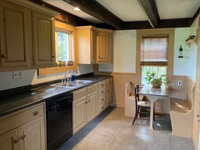 182 Peacham Road Barnstead, NH 03225 - Photo 5 of 36