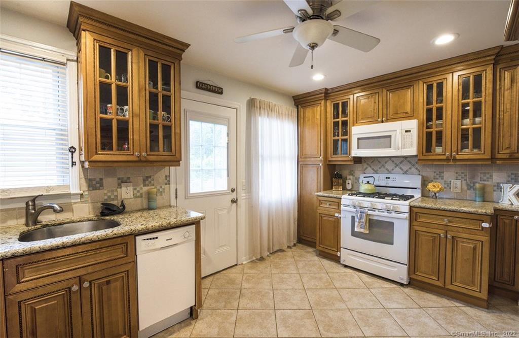284 Sylvan Knoll Road Stamford, CT 06902 - Photo 1 of 1 Gallery Image 1