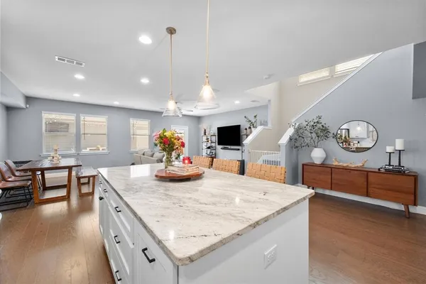 $610,000 | 2801 Livingston Avenue, Fort Worth, TX 76110