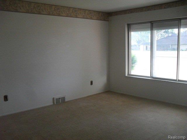 14078 12 Mile Road Warren, MI 48088 - Photo 9 of 14 261-898894-living room.JPG