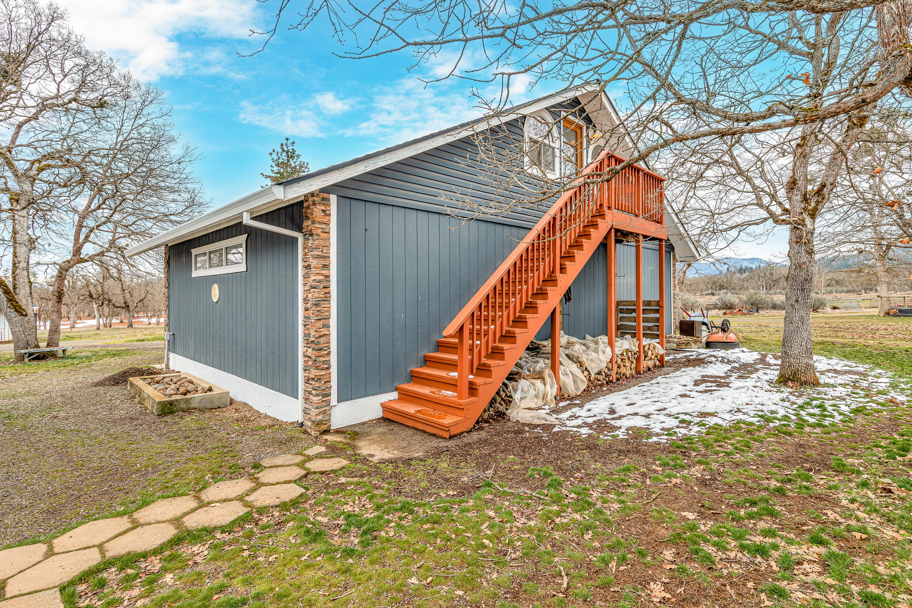 11001 Meadows Road White City, OR 97503 - Photo 30 of 60 9R9A6329