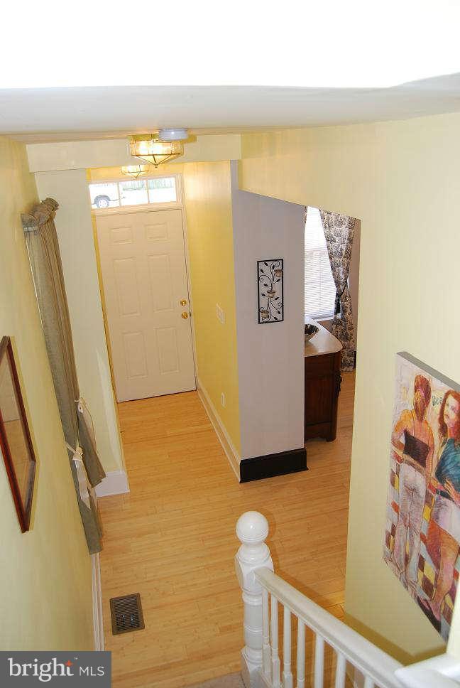 6400 Old Landover Road Landover, MD 20785 - Photo 14 of 30 Entry and Stairs