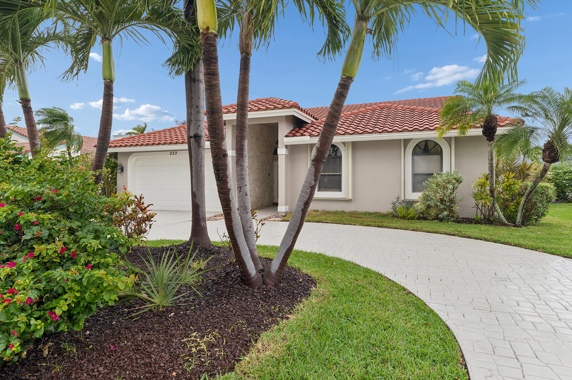237 Northwest 69th Street Boca Raton, FL 33487 - Photo 2 of 22 02 11