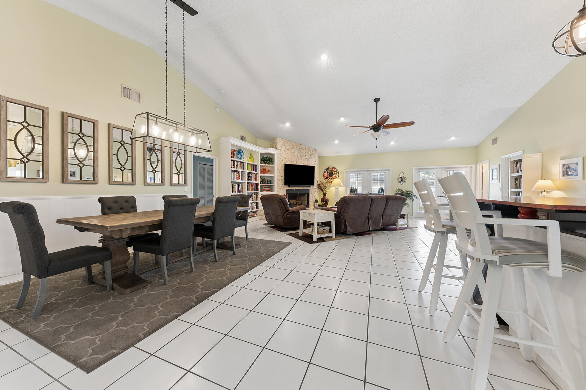 237 Northwest 69th Street Boca Raton, FL 33487 - Photo 3 of 22 03 10