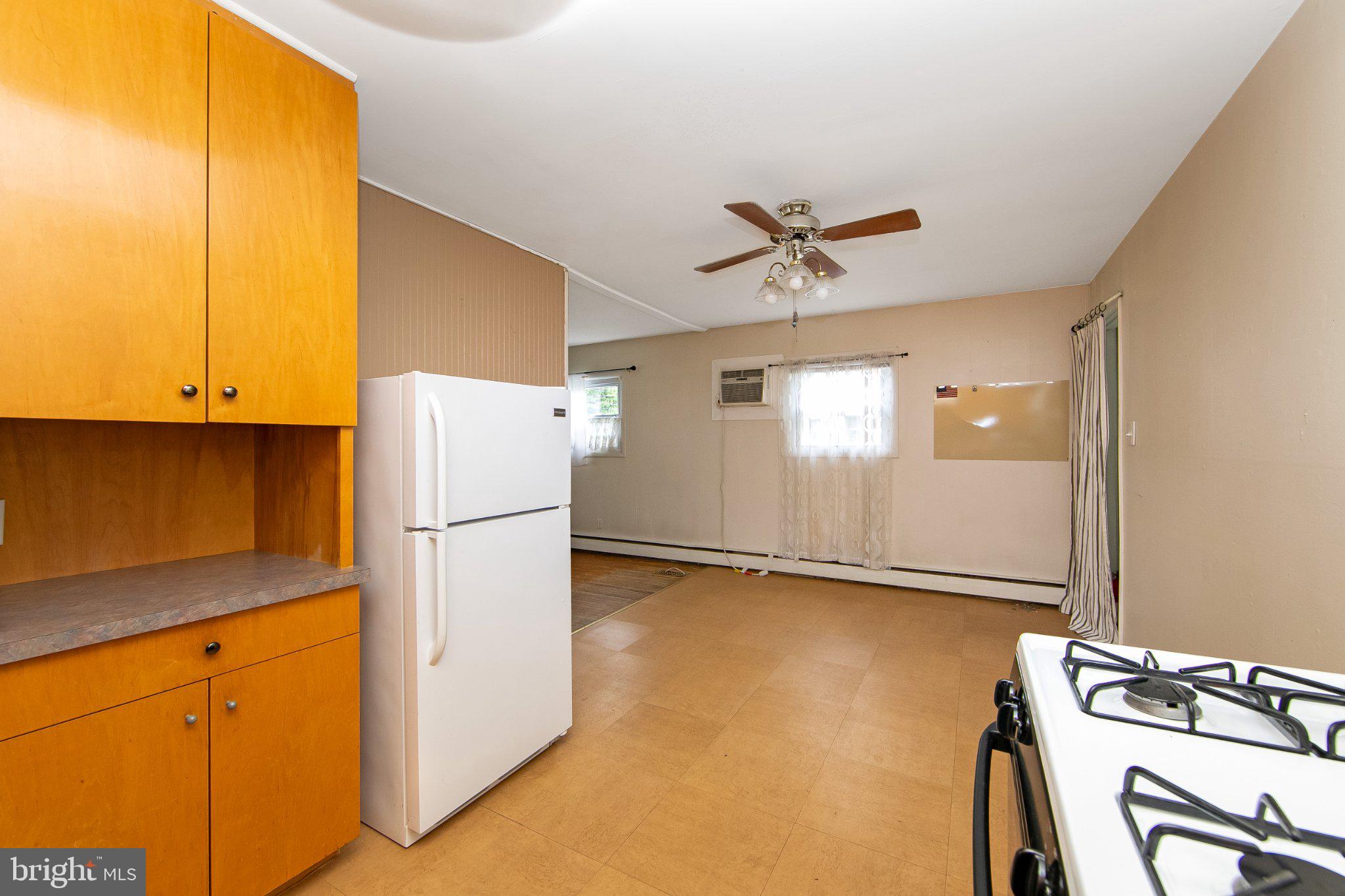 1538 Good Intent Road Deptford, NJ 08096 - Photo 14 of 37 Eat-in Kitchen