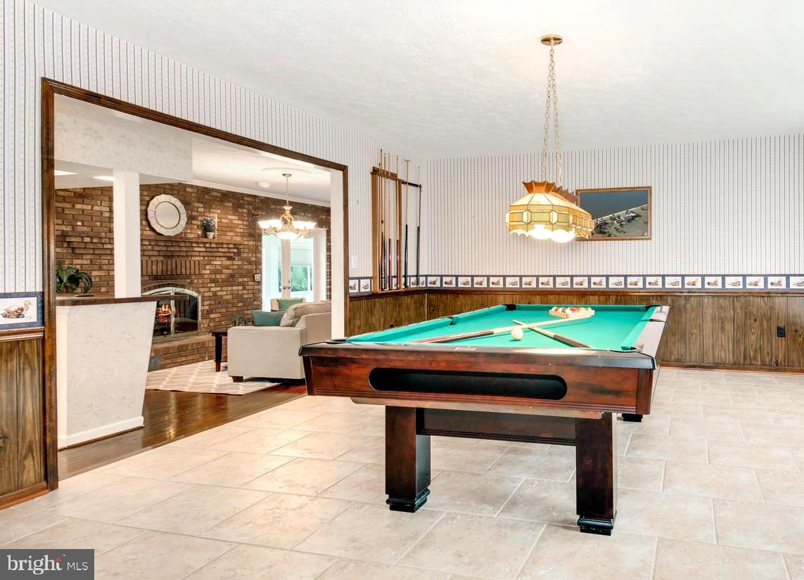 3202 Bennett Point Road Queenstown, MD 21658 - Photo 29 of 49 Recreation / Game Room Off Family Room