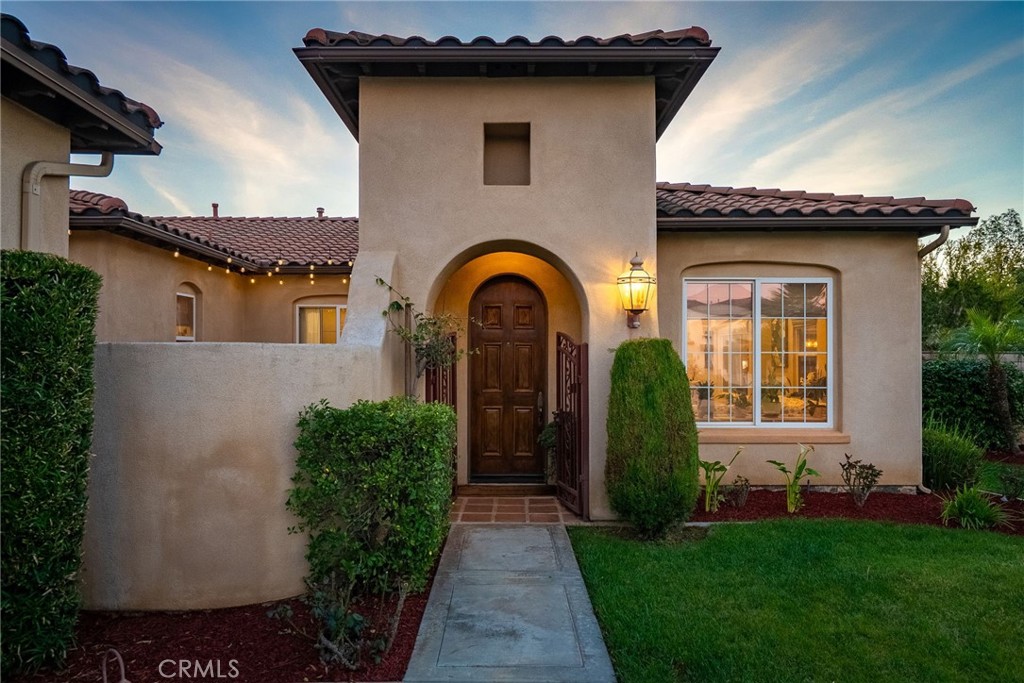 8054 Armagosa Drive Riverside, CA 92508 - Photo 15 of 64