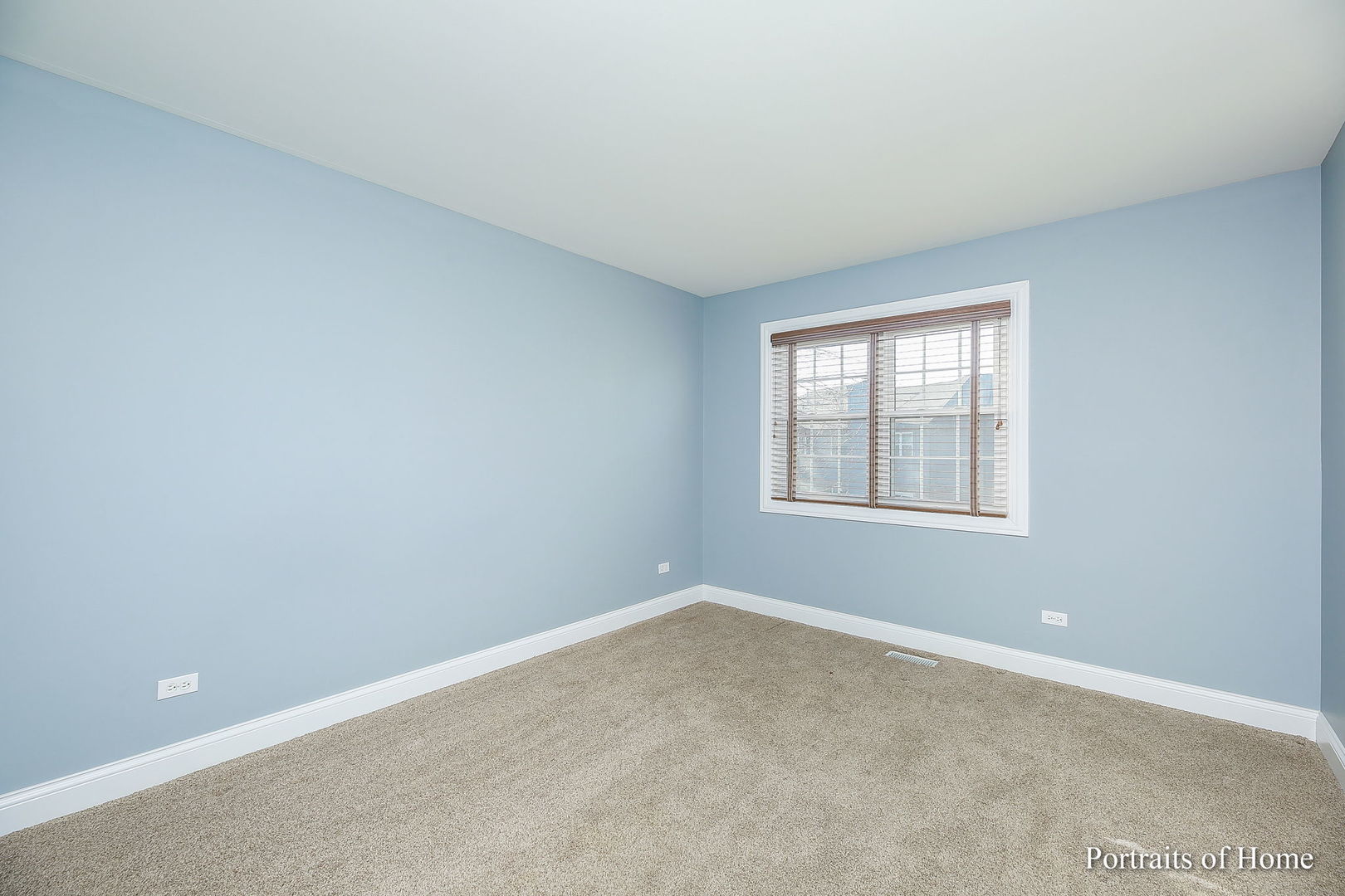 23 Foxcroft Road, Unit 115 Naperville, IL 60565 - Photo 14 of 19 an empty room with windows