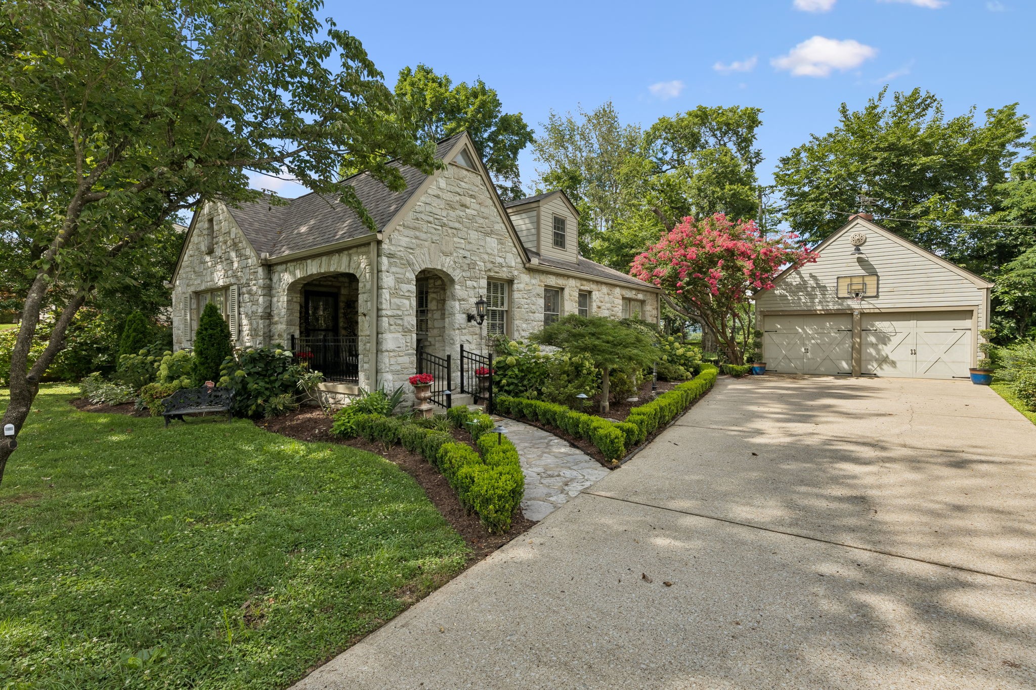 118 Winslow Road Franklin, TN 37064 - Photo 9 of 99 Gallery Image 9