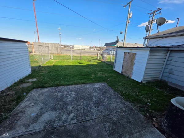 $1,295 | 3815 Biscayne Road, Indianapolis, IN 46226