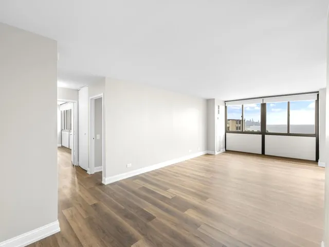 $55,000 | 4850 South Lake Park Avenue, Unit 2508B, Chicago, IL 60615