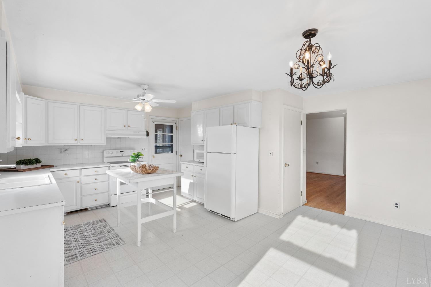 907 High Peak Road Monroe, VA 24574 - Photo 12 of 61