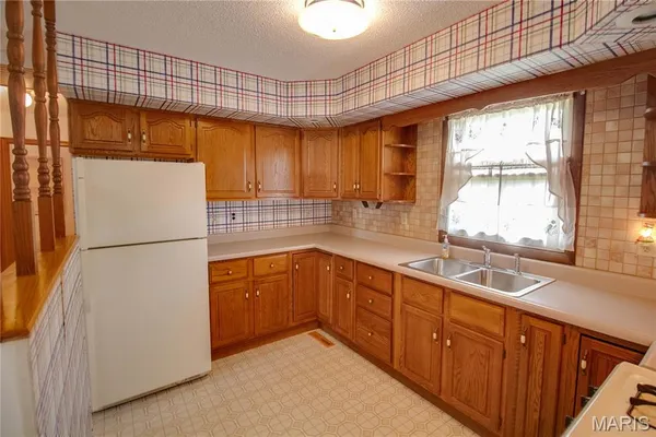 $215,000 | 312 West 4th S Street, Mount Olive, IL 62069