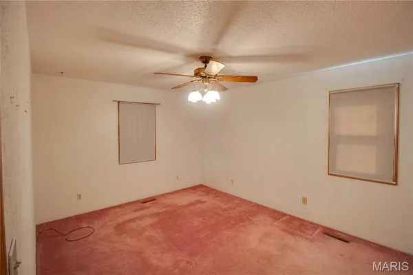 $215,000 | 312 West 4th S Street, Mount Olive, IL 62069