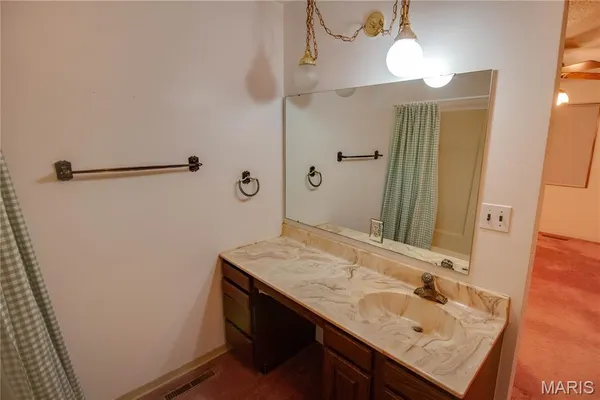 $215,000 | 312 West 4th S Street, Mount Olive, IL 62069