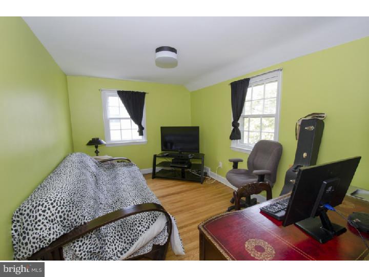 231 Pine Ridge Road Havertown, PA 19083 - Photo 12 of 19