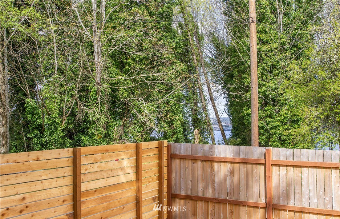1282 Retsil Road East Port Orchard, WA 98366 - Photo 3 of 40 Gallery Image 3