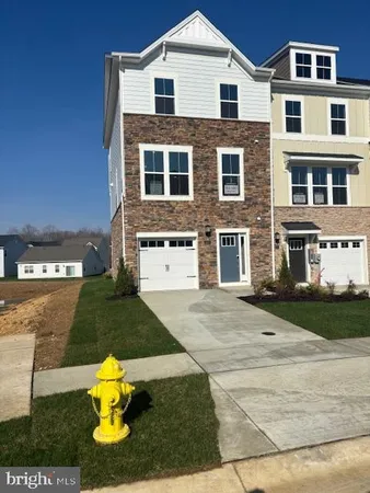 $399,990 | 5517 Aberdeen Place, White Plains, MD 20695