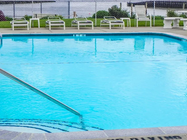 $525,000 | 61 Seaview Avenue, Unit 51, Stamford, CT 06902