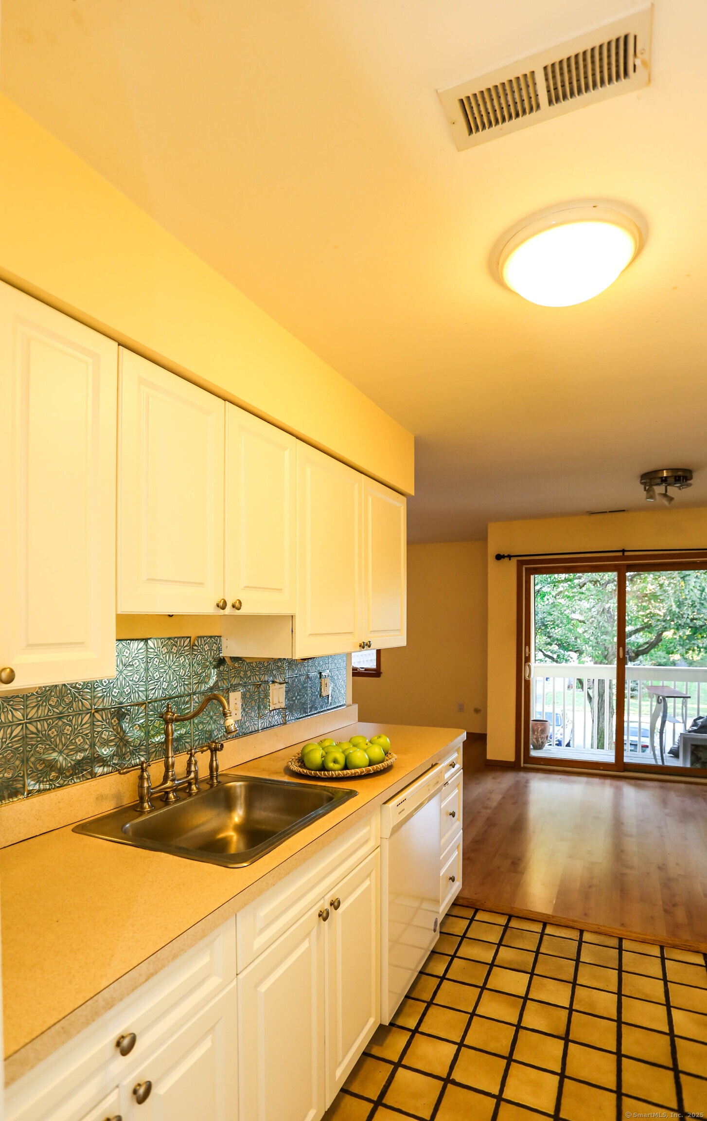 61 Seaview Avenue, Unit 51 Stamford, CT 06902 - Photo 8 of 27 a view of a swimming pool and outdoor space