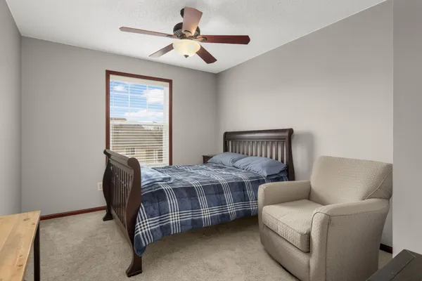 $300,000 | 4940 Underwood Lane North, Unit 4940G, Plymouth, MN 55442