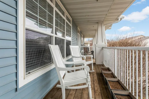 $300,000 | 4940 Underwood Lane North, Unit 4940G, Plymouth, MN 55442