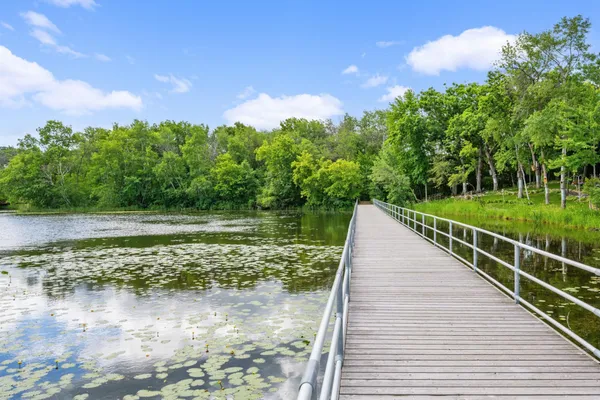 $300,000 | 4940 Underwood Lane North, Unit 4940G, Plymouth, MN 55442