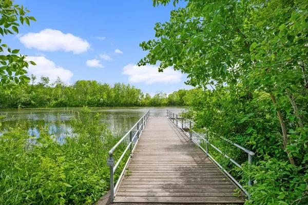 $300,000 | 4940 Underwood Lane North, Unit 4940G, Plymouth, MN 55442