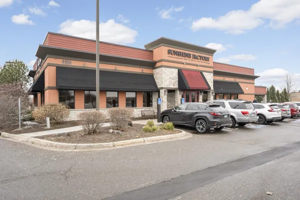 $300,000 | 4940 Underwood Lane North, Unit 4940G, Plymouth, MN 55442