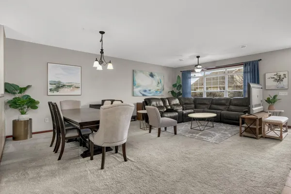 $300,000 | 4940 Underwood Lane North, Unit 4940G, Plymouth, MN 55442