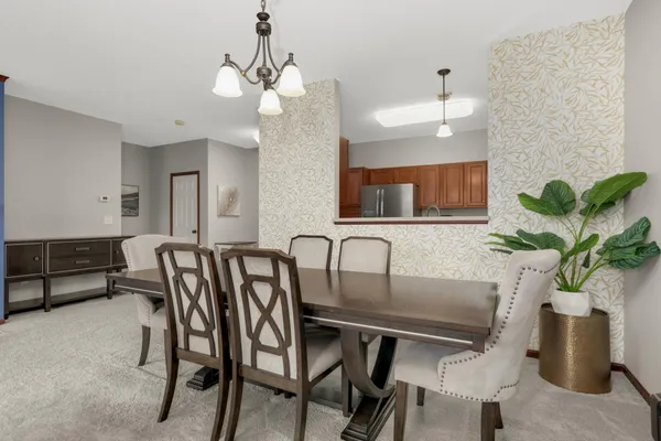 $300,000 | 4940 Underwood Lane North, Unit 4940G, Plymouth, MN 55442