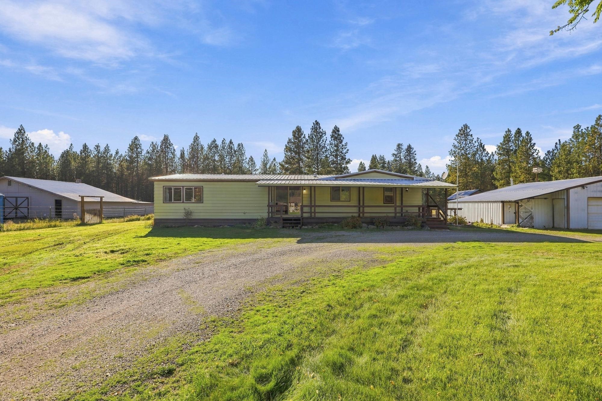 21221 North Myrtle Road Colbert, WA 99005 - Photo 5 of 42 Gallery Image 5