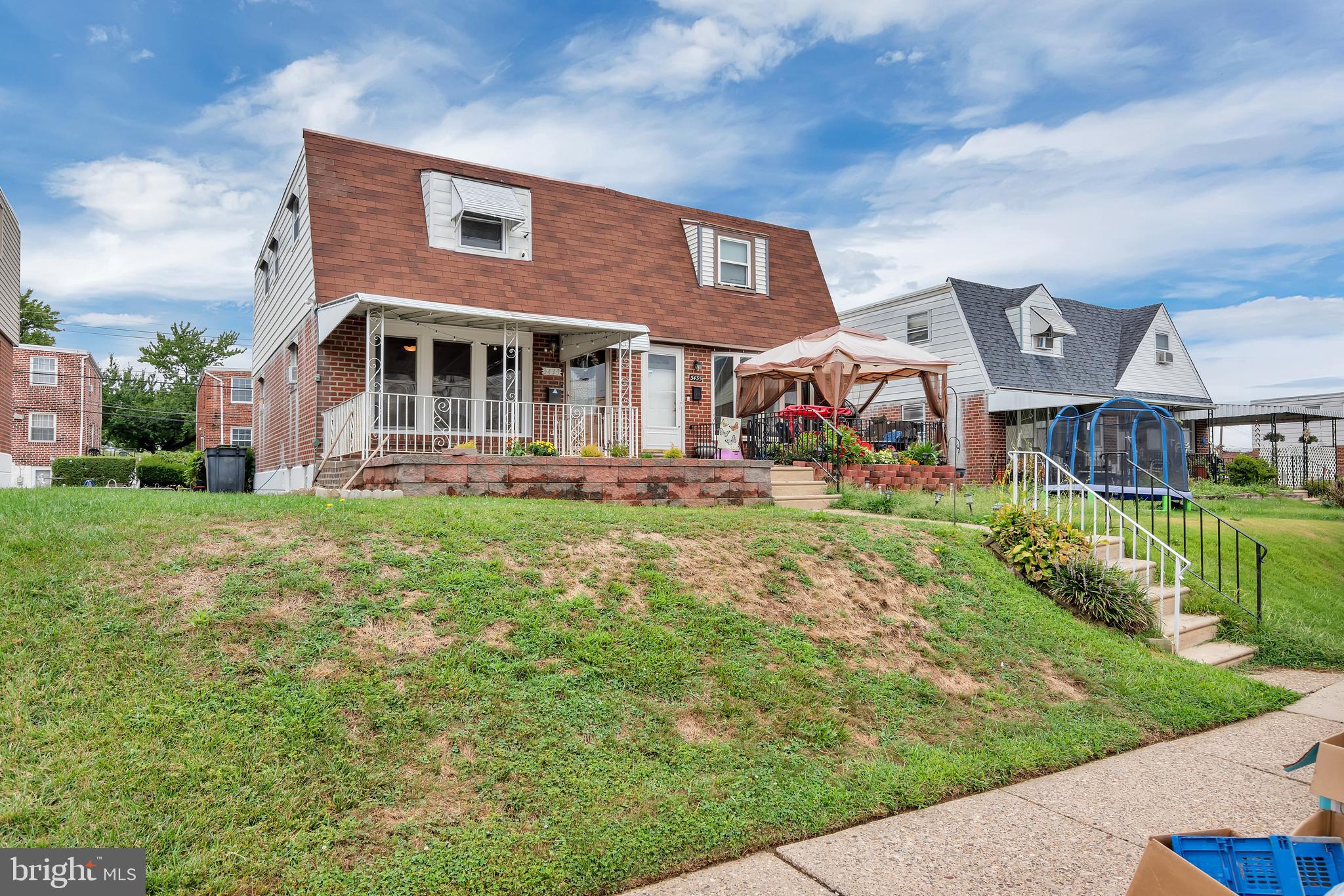 3433 Primrose Road Philadelphia, PA 19114 - Photo 3 of 25 Gallery Image 3