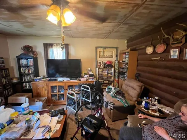 $45,500 | 201 East Birch Street, Shelbina, MO 63468