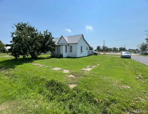 $45,500 | 201 East Birch Street, Shelbina, MO 63468