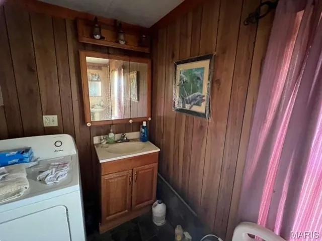 $45,500 | 201 East Birch Street, Shelbina, MO 63468