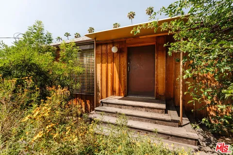 $1,795,000 | 3462 Descanso Drive, Los Angeles, CA 90026