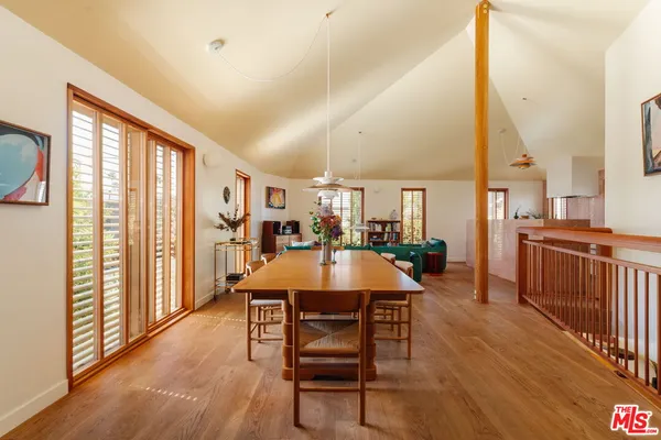 $1,795,000 | 3462 Descanso Drive, Los Angeles, CA 90026