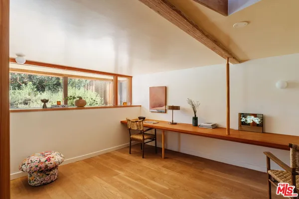 $1,795,000 | 3462 Descanso Drive, Los Angeles, CA 90026