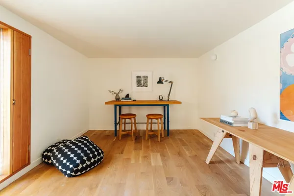 $1,795,000 | 3462 Descanso Drive, Los Angeles, CA 90026