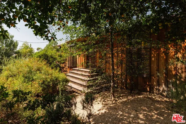 $1,795,000 | 3462 Descanso Drive, Los Angeles, CA 90026