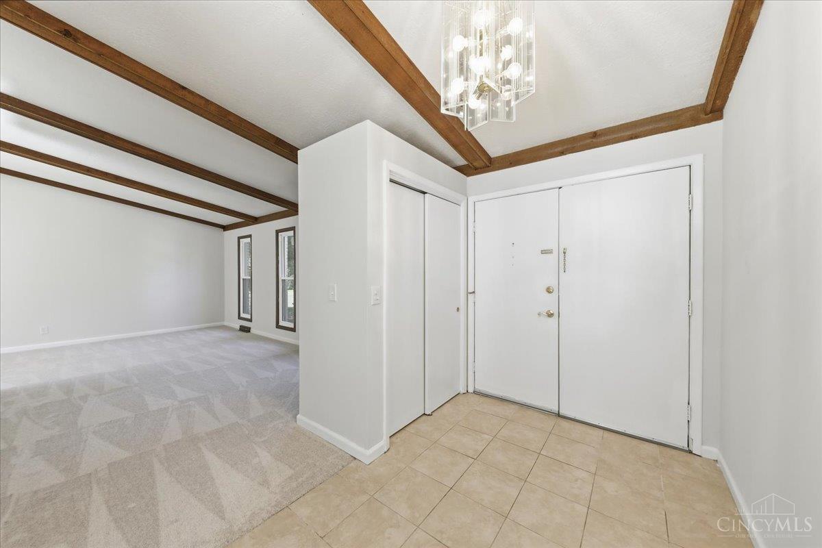 12130 Snider Road Cincinnati, OH 45249 - Photo 5 of 47