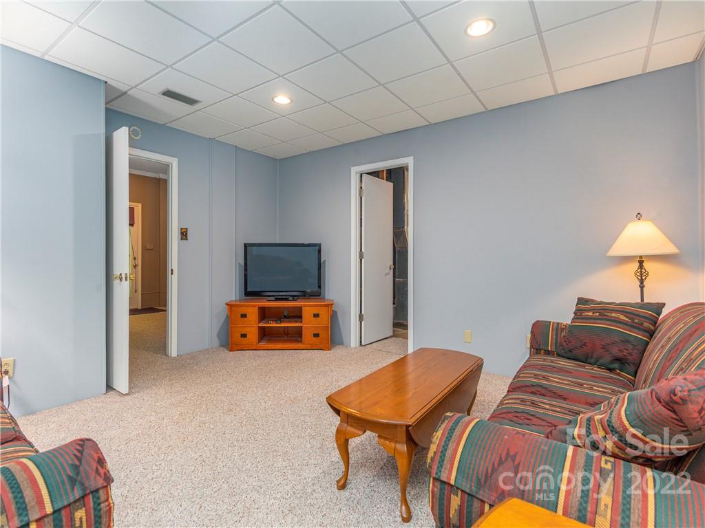 57 Faircrest Road Asheville, NC 28804 - Photo 17 of 35 Gallery Image 17