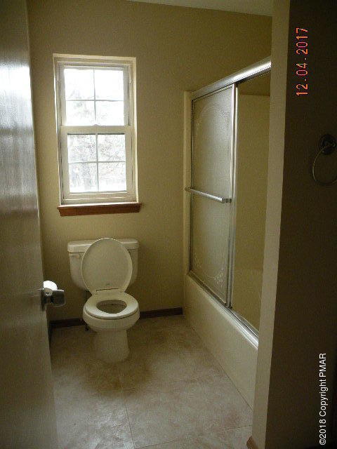 1604 Clover Road Long Pond, PA 18334 - Photo 5 of 18 a bathroom with a toilet