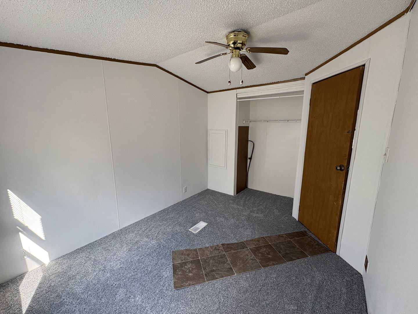 2003 Maple Acres Drive Princeton, IL 61356 - Photo 11 of 14 a view of entryway