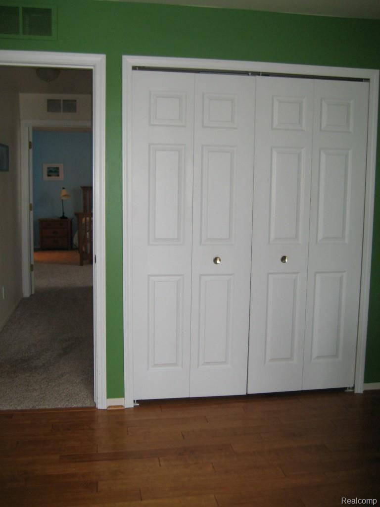 3458 Tremonte Circle Rochester, MI 48306 - Photo 14 of 17 075.jpg