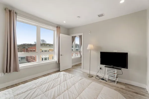 $3,295 | 1457 Tremont Street, Unit 502, Boston, MA 02120
