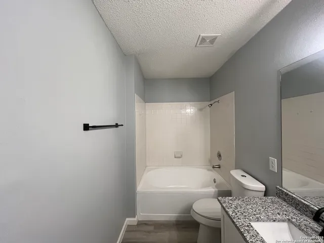 $1,695 | 8230 Cantura Mills, Converse, TX 78109