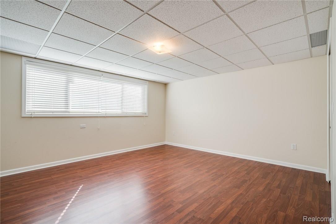 6602 Chatham Circle Rochester, MI 48306 - Photo 56 of 58 chatham-58.jpg